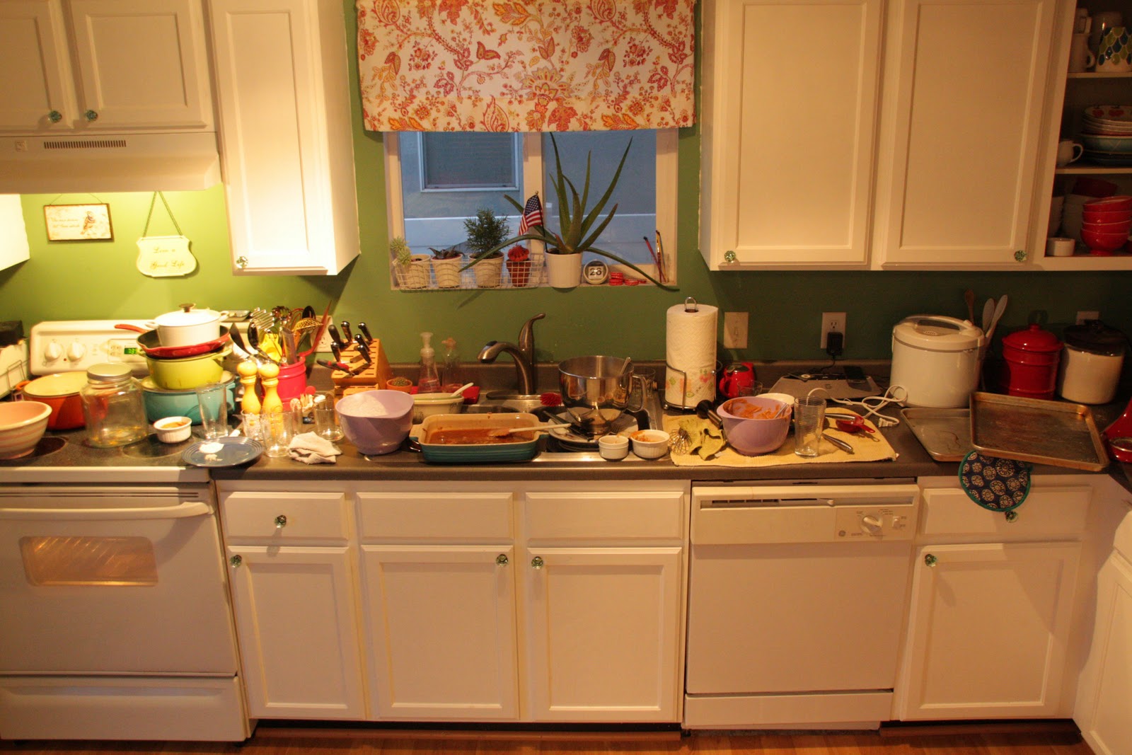 messy messy kitchen.jpg